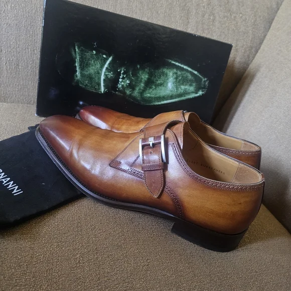 Magnanni Brown Leather Oxfords with Cap Toe Size 9.5